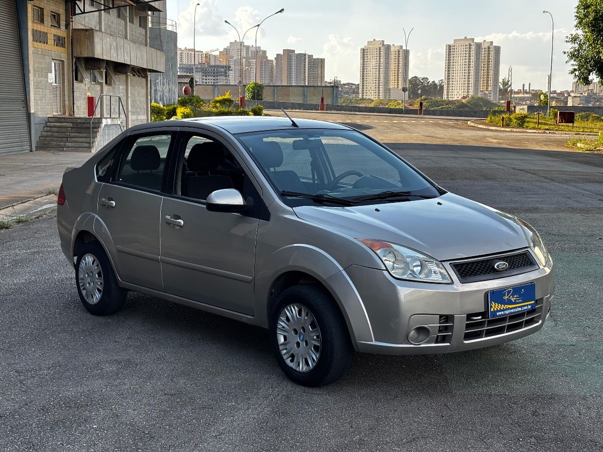 Fiesta Sedan 1.6