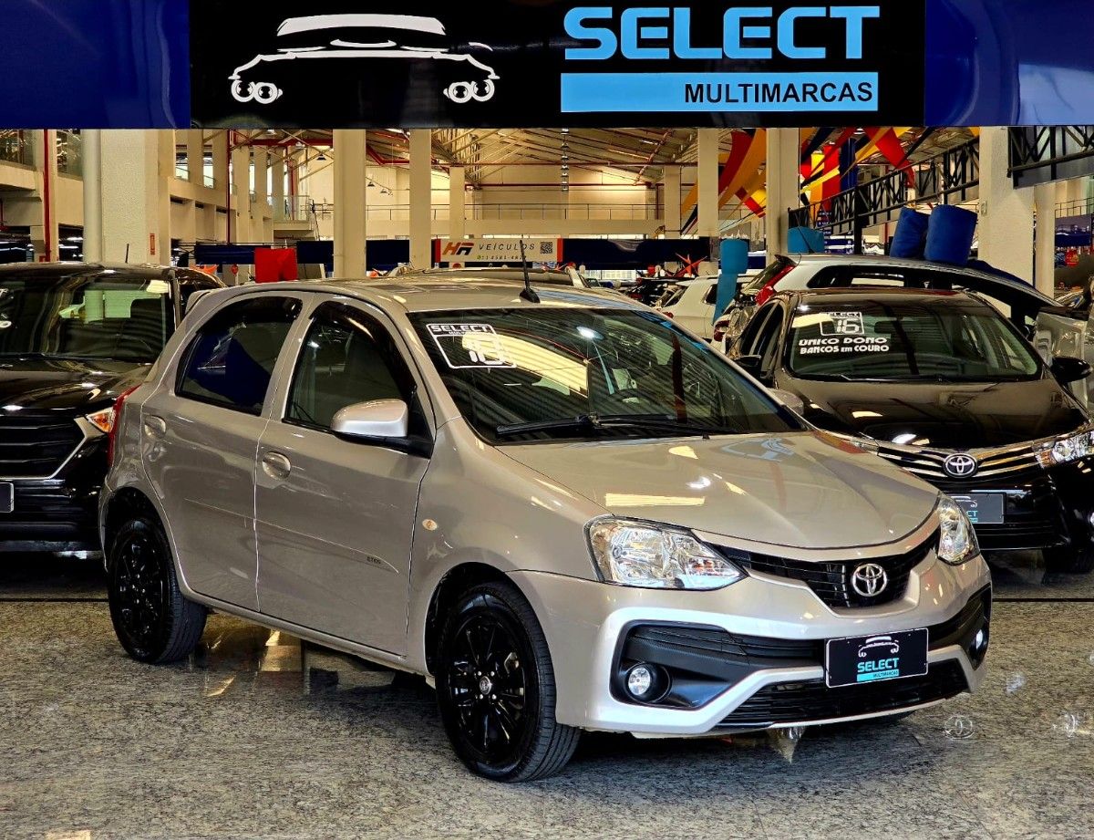 Toyota Etios X 1.3 Flex