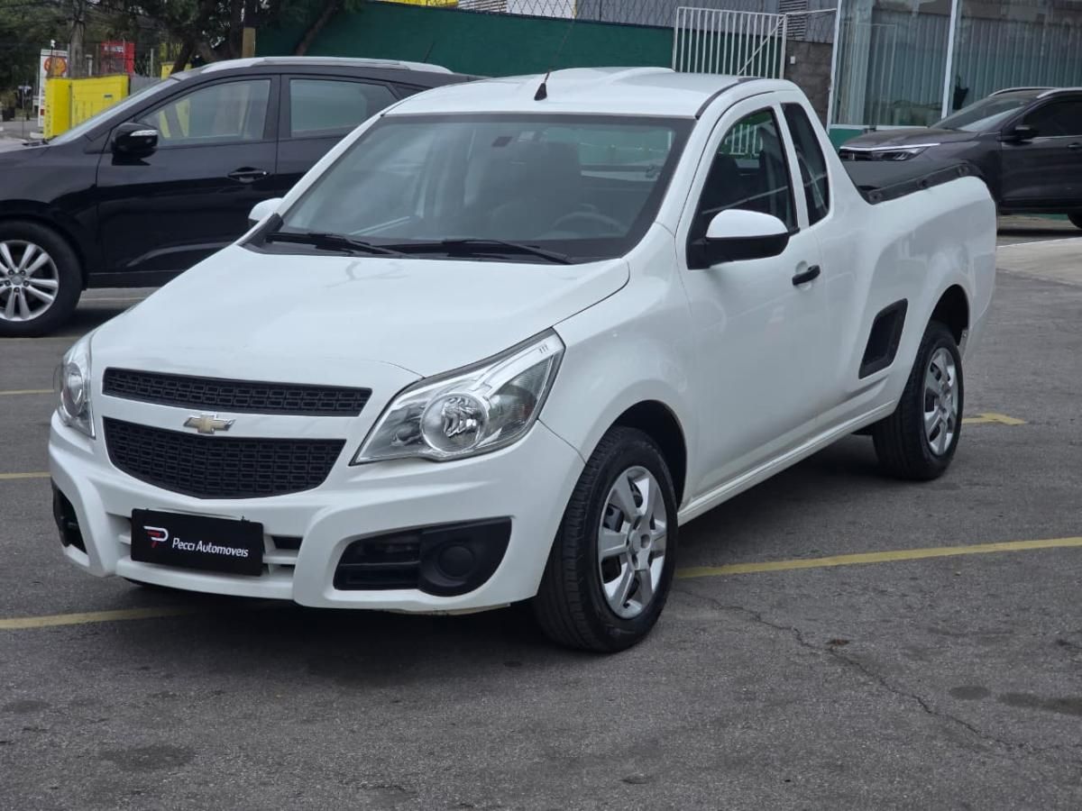 Chevrolet Montana LS