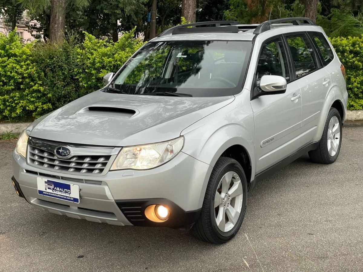 Forester XT 2.5 16V 4x4 Turbo Aut.
