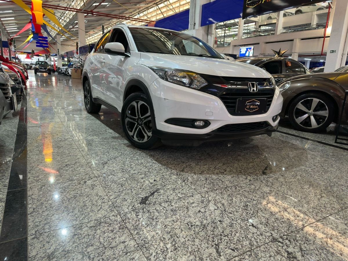 HR-V