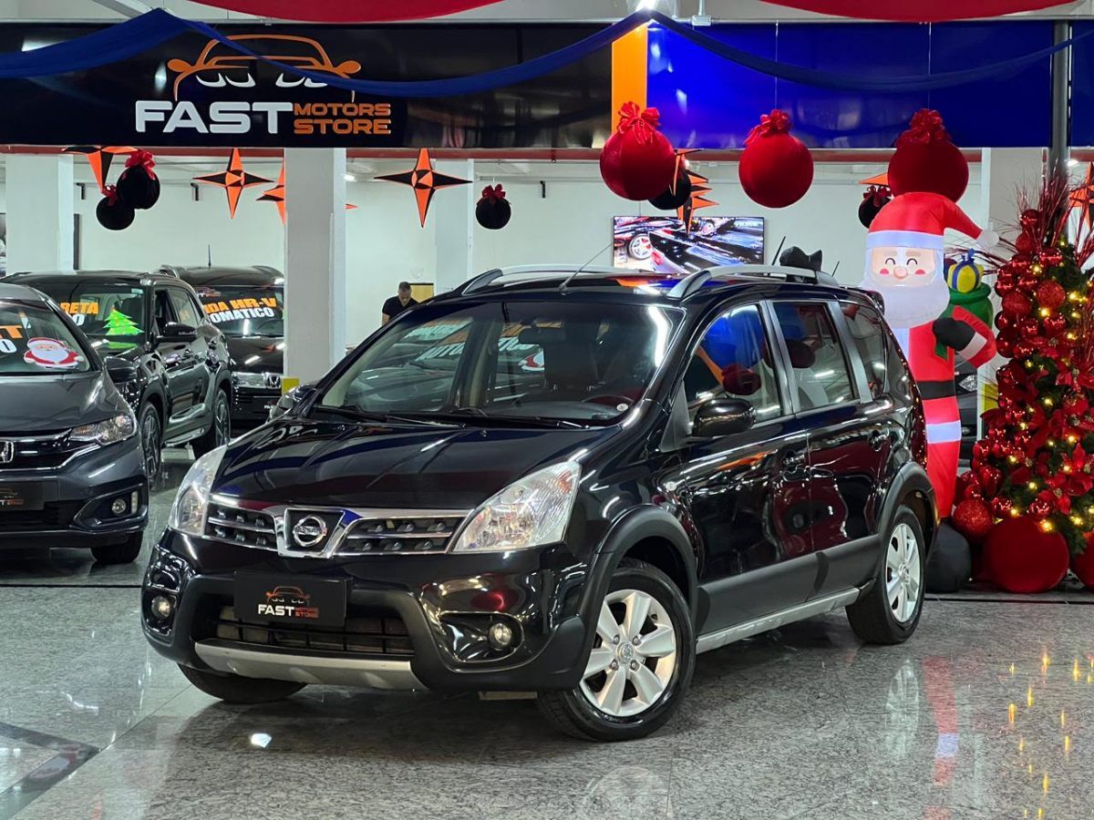 Nissan Livina X-Gear 1.8 Automática 2014