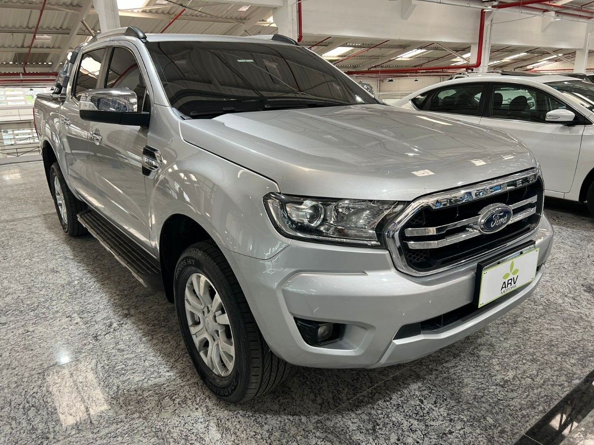 FORD RANGER 3.2 XLT 4X4 CD 20V DIESEL 4P AUTOMÁTICO