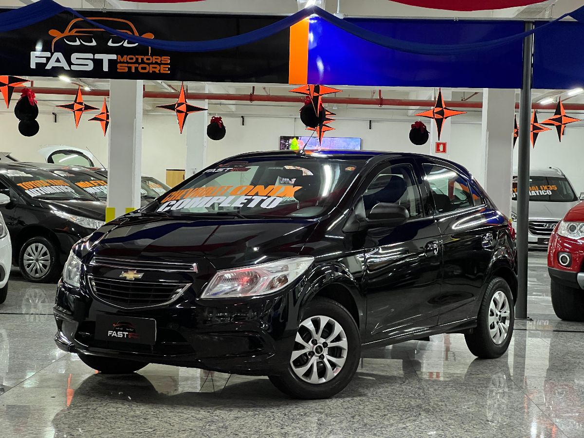 Chevrolet Onix 1.0 LT 2015