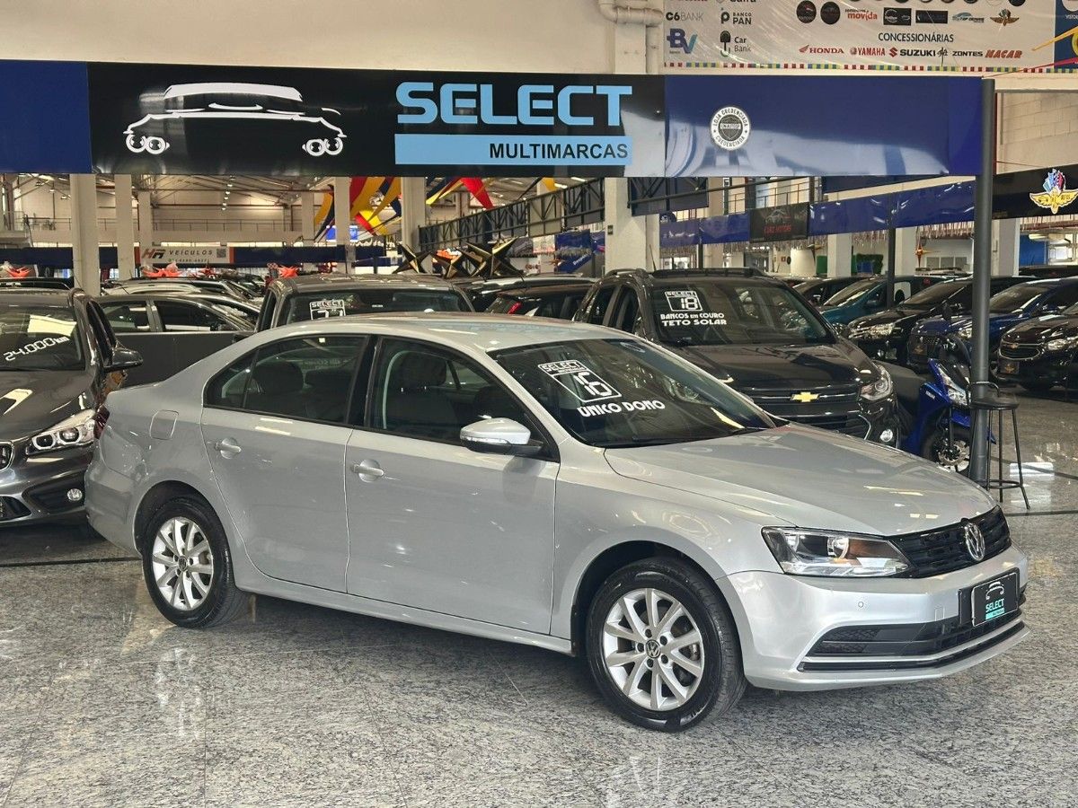 Volkswagen Jetta Trendline 2.0 Flex Automático