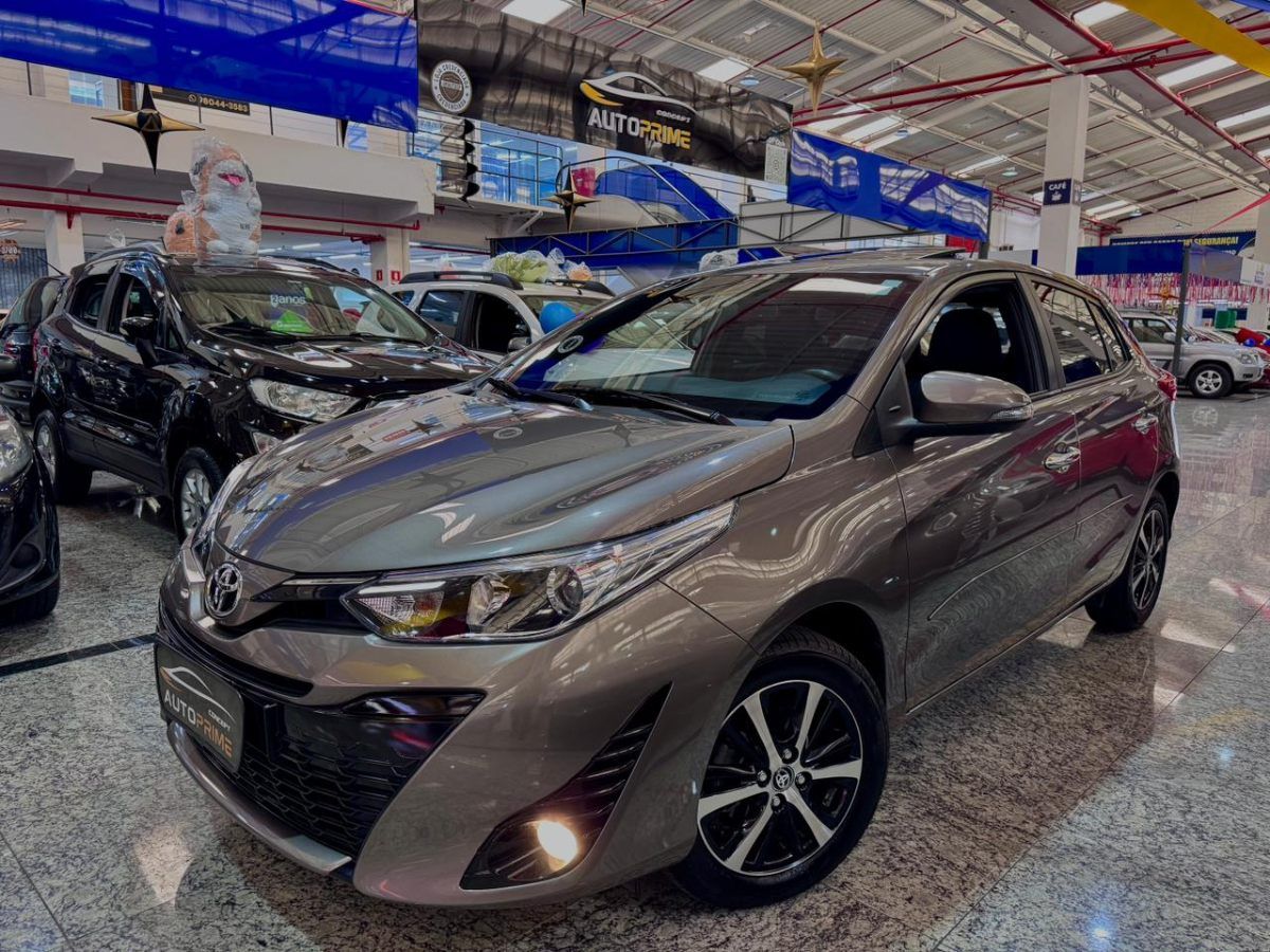 TOYOTA YARES HATCH XLS 1.5 AUTOMÁTICO TOP DE LINHA TETO SOLAR !!!