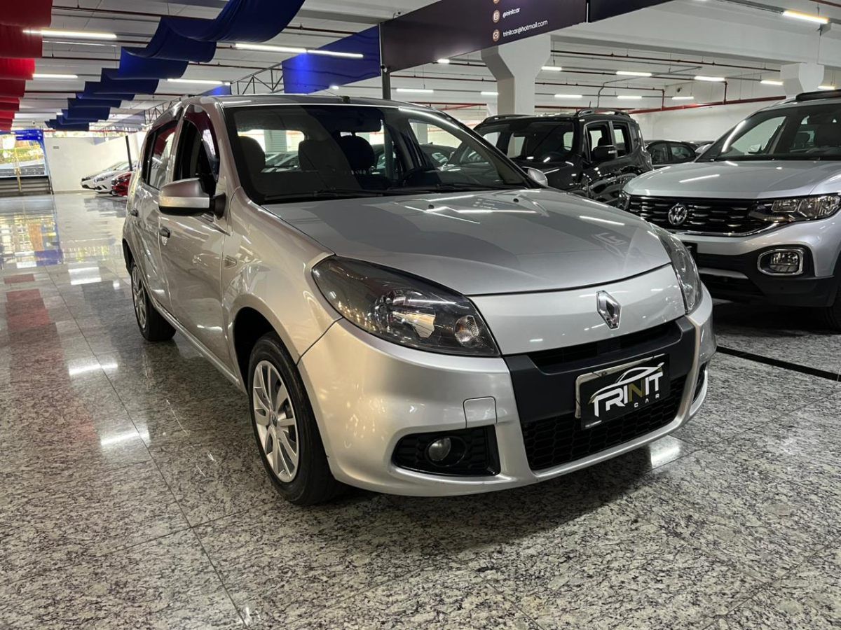 Renault SANDERO Expression 1.6