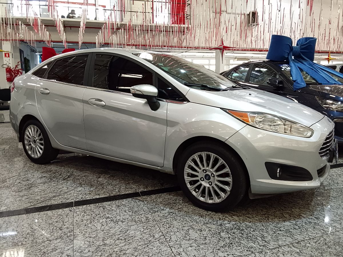 FIESTA TITANIUM