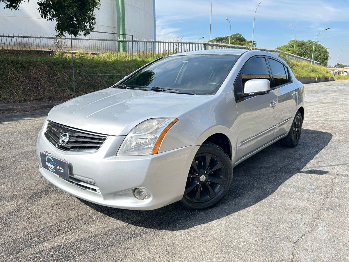NISSAN SENTRA - 2011/2012