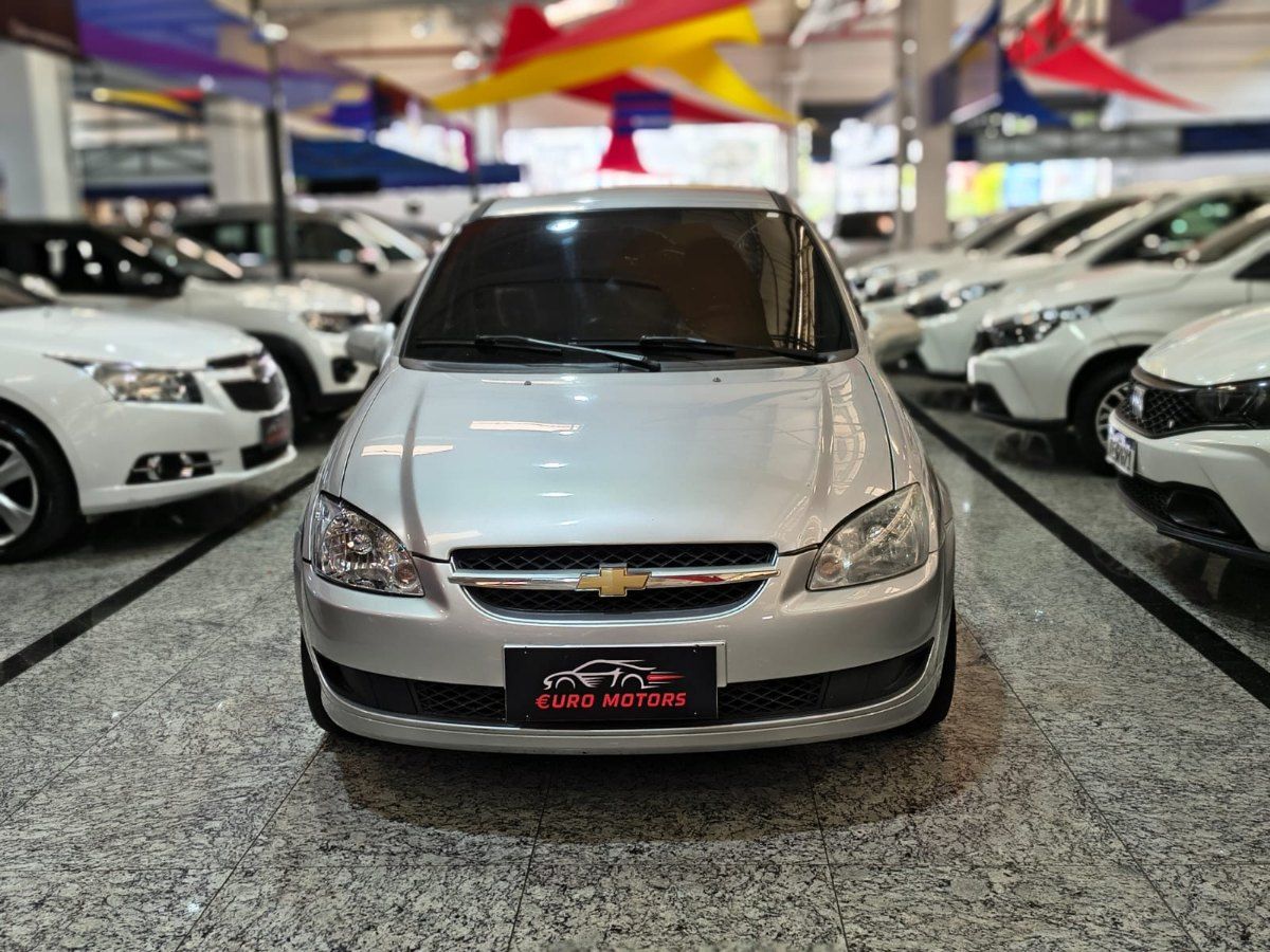 Classic 1.0 MPFI LS 8V FLEX 4P MANUAL