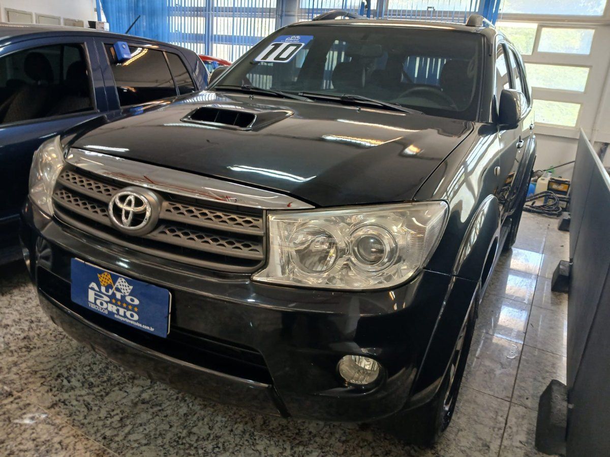 HILUX SW4 SRV 4X4 3.0 TDI DIESEL