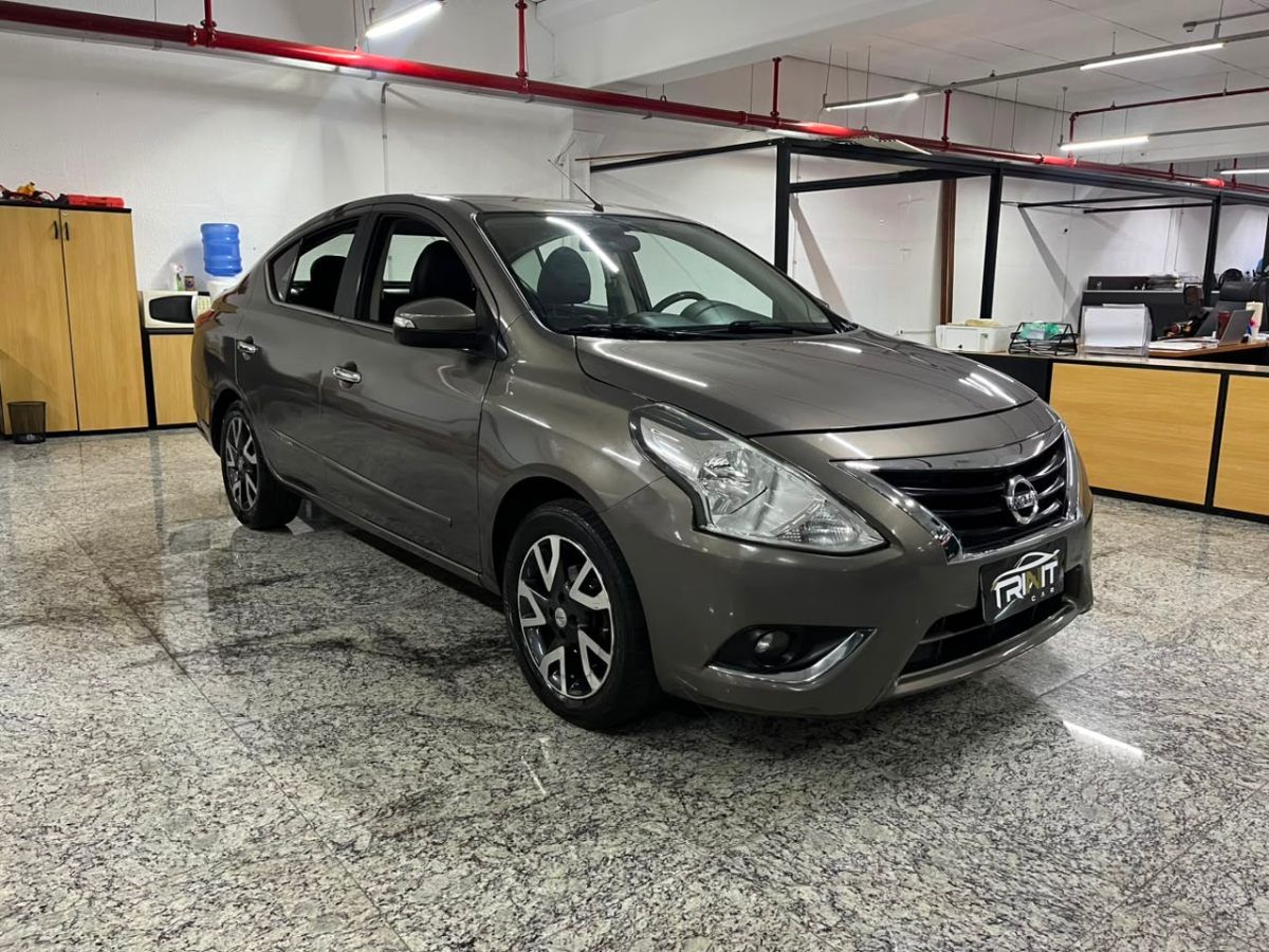 Nissan VERSA Unique 1.6