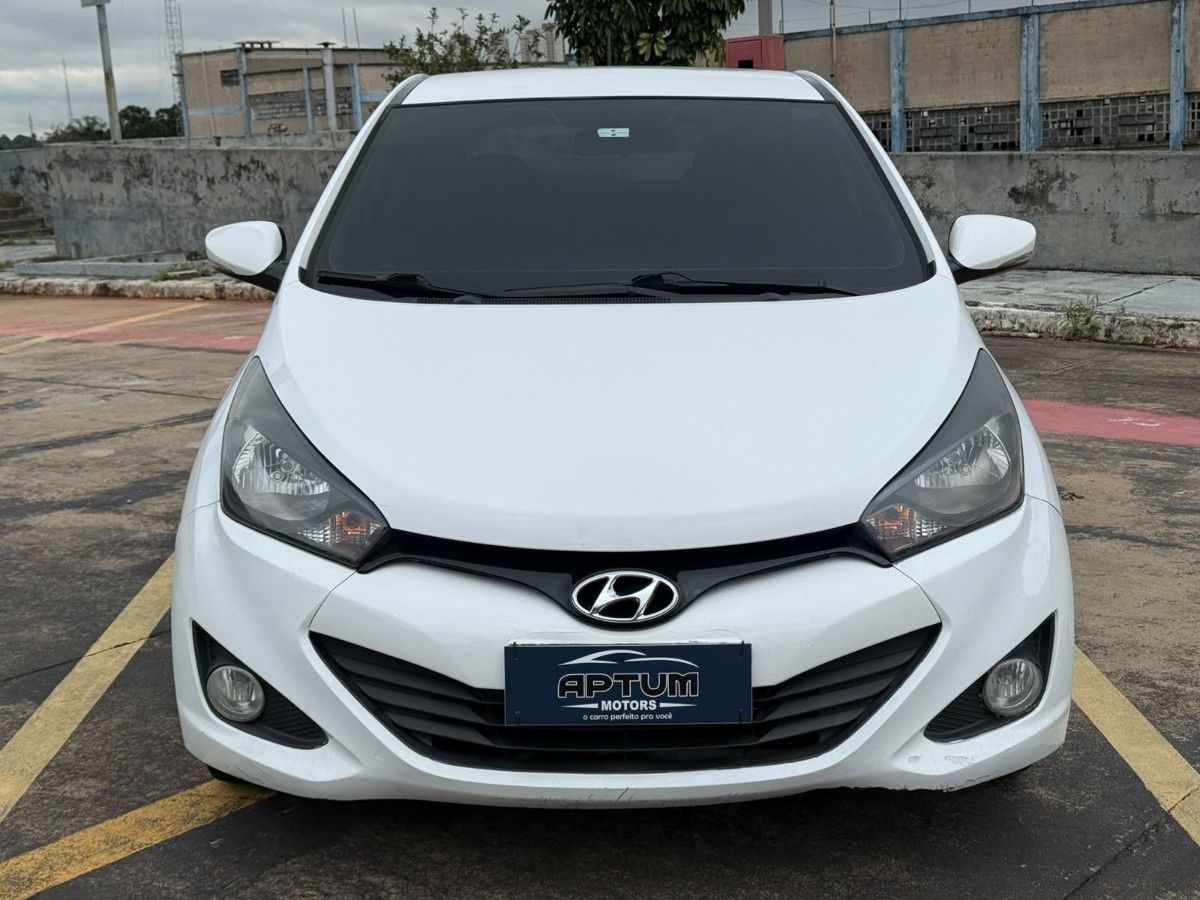 HYUNDAI HB20 2015