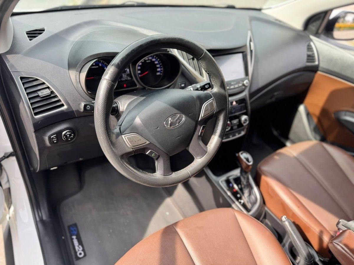 HYUNDAI HB20X 1.6 A PREMIUM (FLEX)